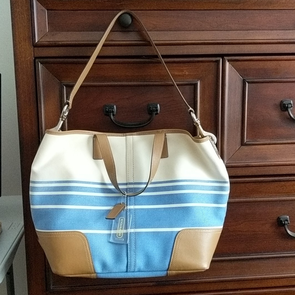 Coach Bag Tote Hadley Variegated Striped Duffle